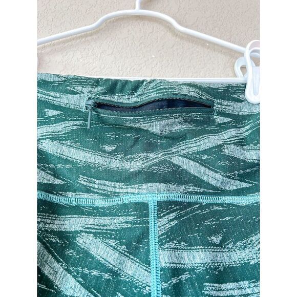 The North Face Women's Green Brush Leggings, Size Medium - Picture 5 of 6